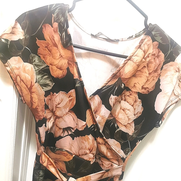 Form Fitting Dress - Picture 2 of 5